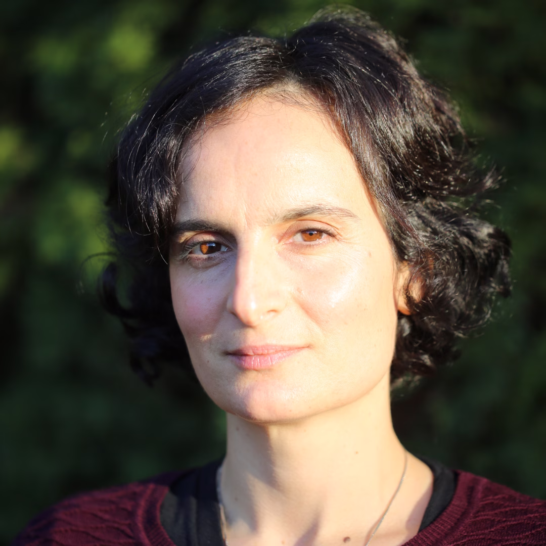 Headshot image of Pamela Duynstee, who is a wmnsWORK alumna, to accompany her testimonial of the program.